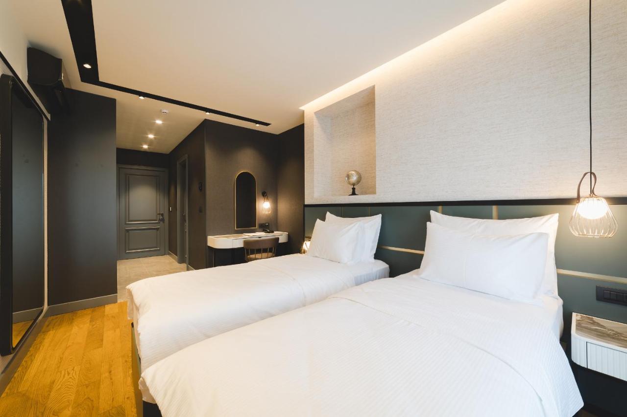 Signum Hotel Podgorica Extérieur photo